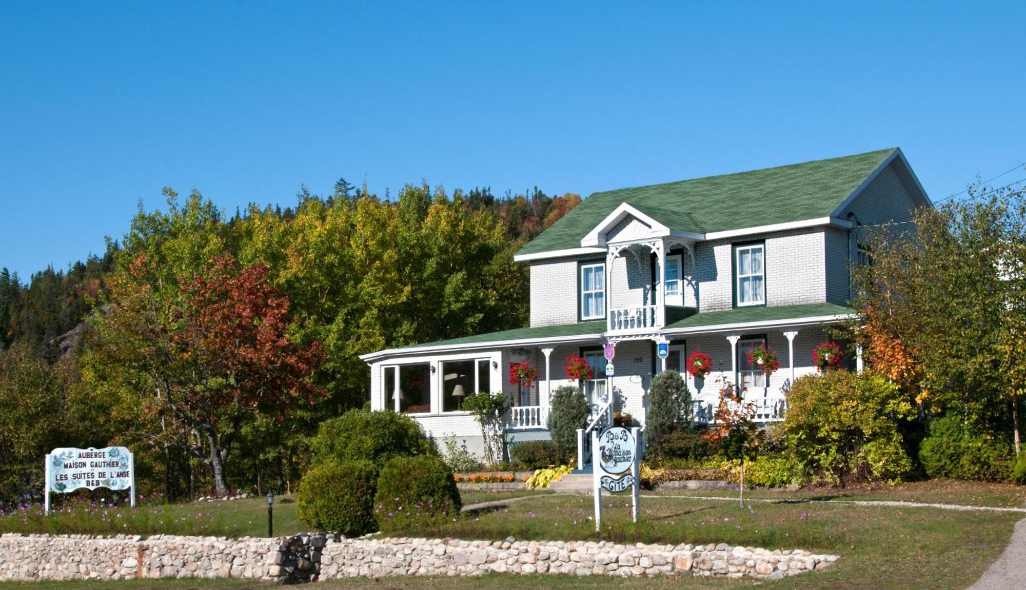 Auberge Maison Gauthier Тадуссак Экстерьер фото